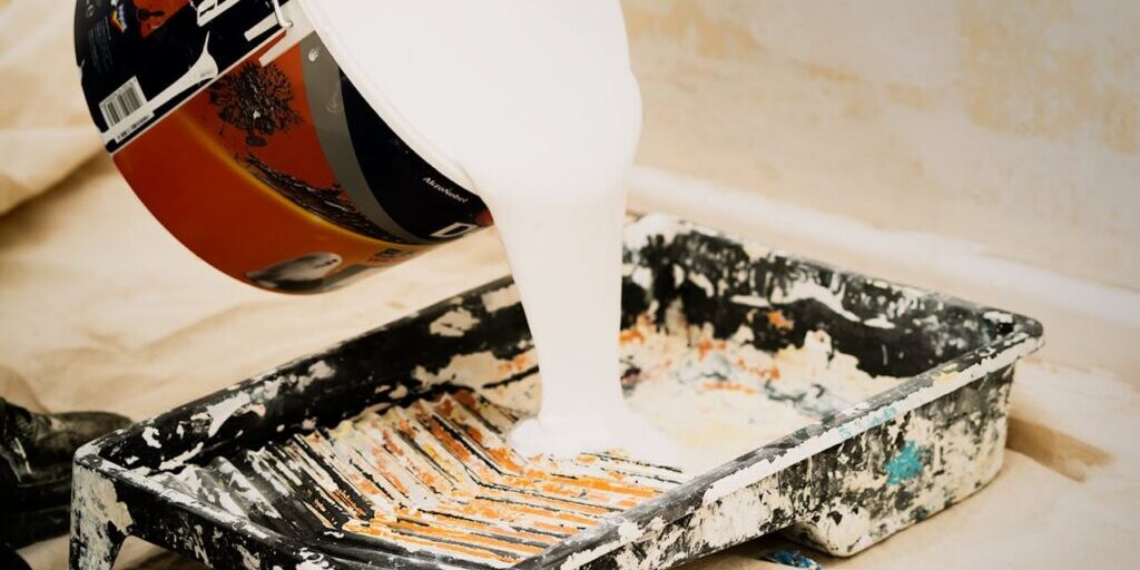 pexels-bidvine-517980-2293822 Paint